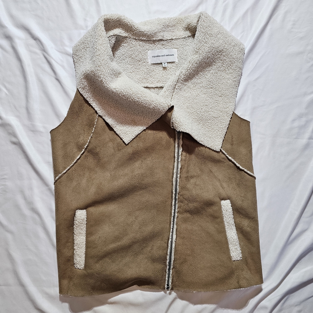 Cupcakes & Cashmere Faux Suede & Lambswool Vest, Women's Medium